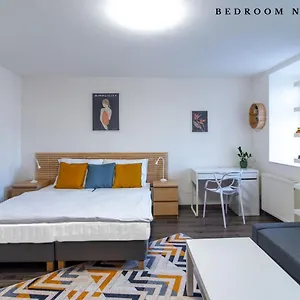 Aparthotel The Bookhouse, 5-bedroom By Castle, Prag
